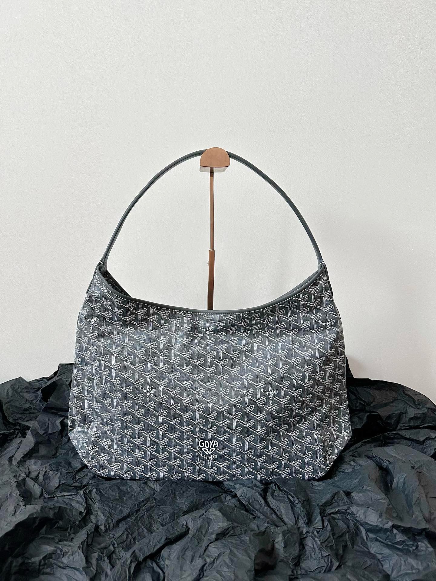Goyard Bohème Hobo Bag With Heart Symbol - Kaialux